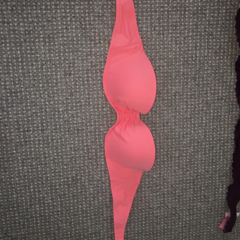 Coral bandeau bikini!